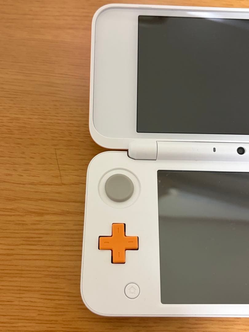 3DS/2DS/DS New 2Ds Ll White/Orange Body Japan
