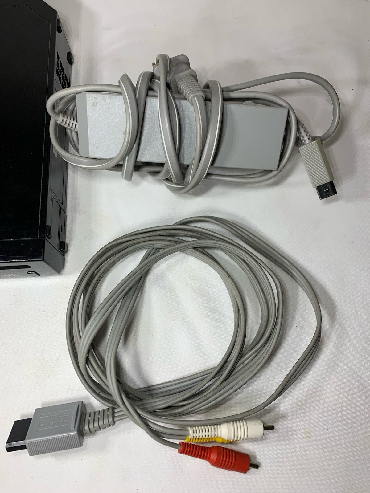 Nintendo Wii Console RVL-101 – TESTED – Console + Power Cord + VGA Cord