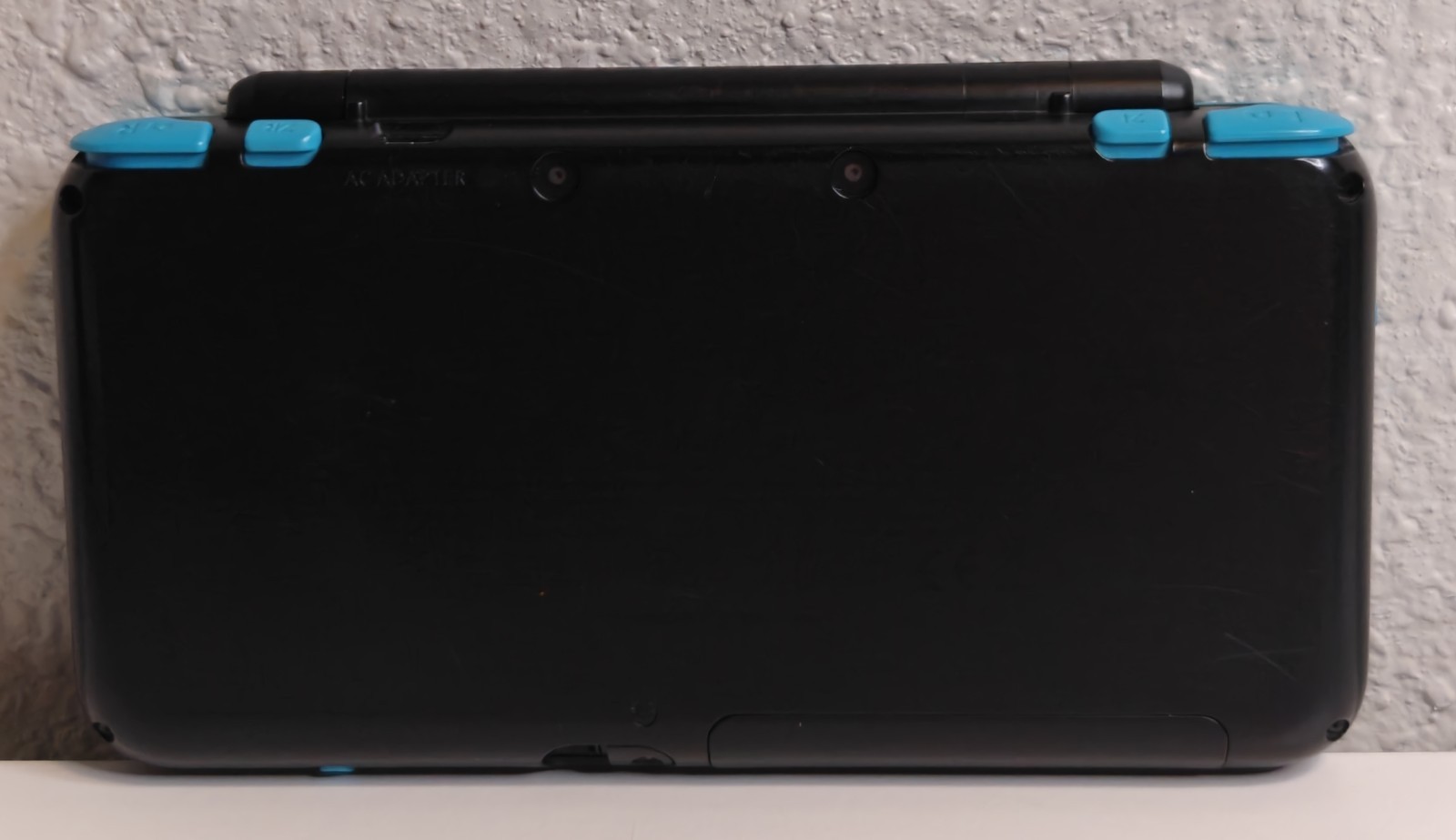 New Nintendo 2DS XL Turquoise/Black W/ Charger & Stylus; Loaded With Games