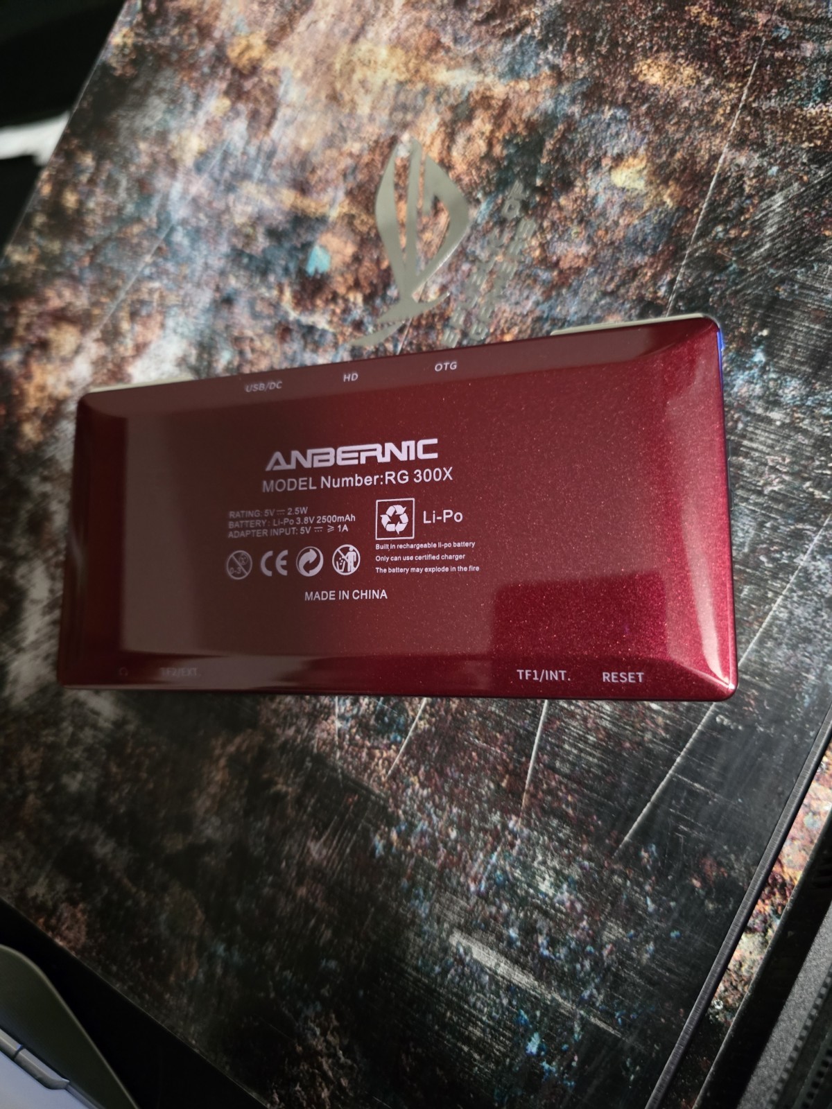 Game Boy Micro FamicomHappy Mario 20th (RARE Unmarked Version) + Anbernic RG300X
