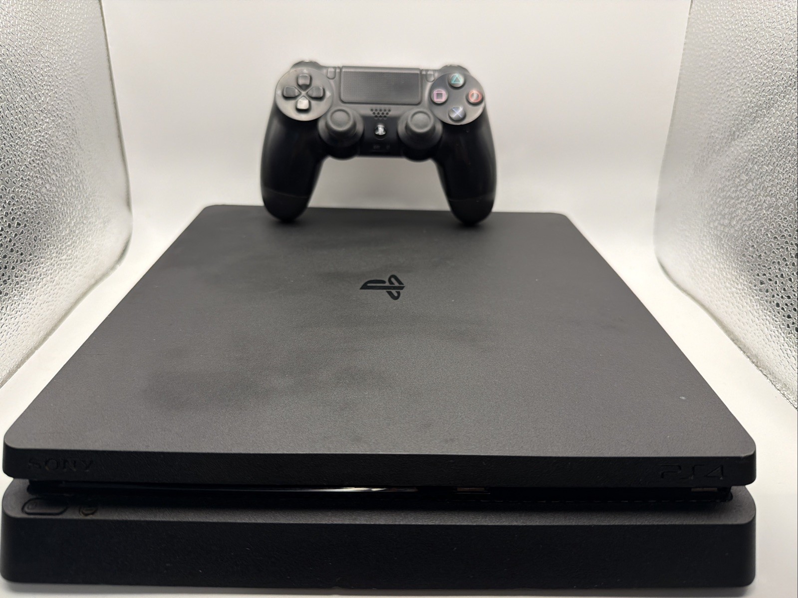 Sony PlayStation 4 Slim 1TB Console – Jet Black W/ OEM Controller Tested Working