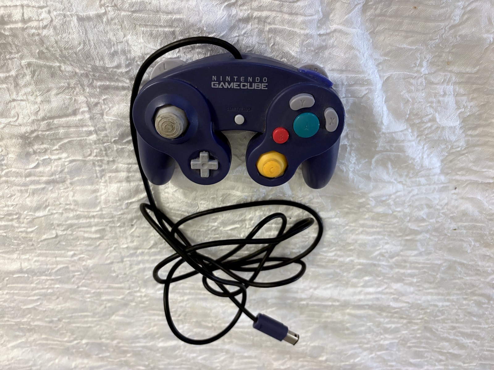 Nintendo GameCube Console Indigo Purple Bundle PSU, AV Cable, and Controller