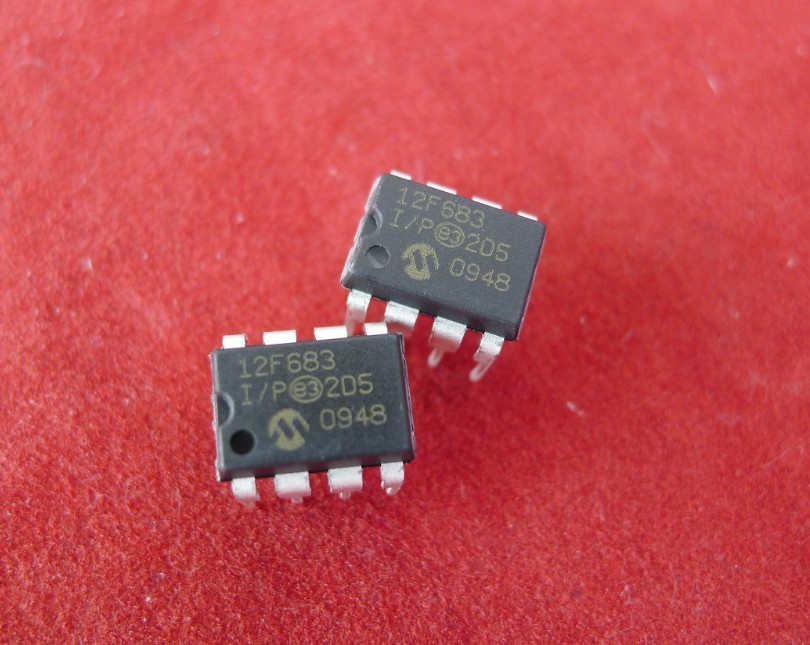 5 pcs Microchip PIC 12F683 I/P PIC12F683 DIP8 mjL6