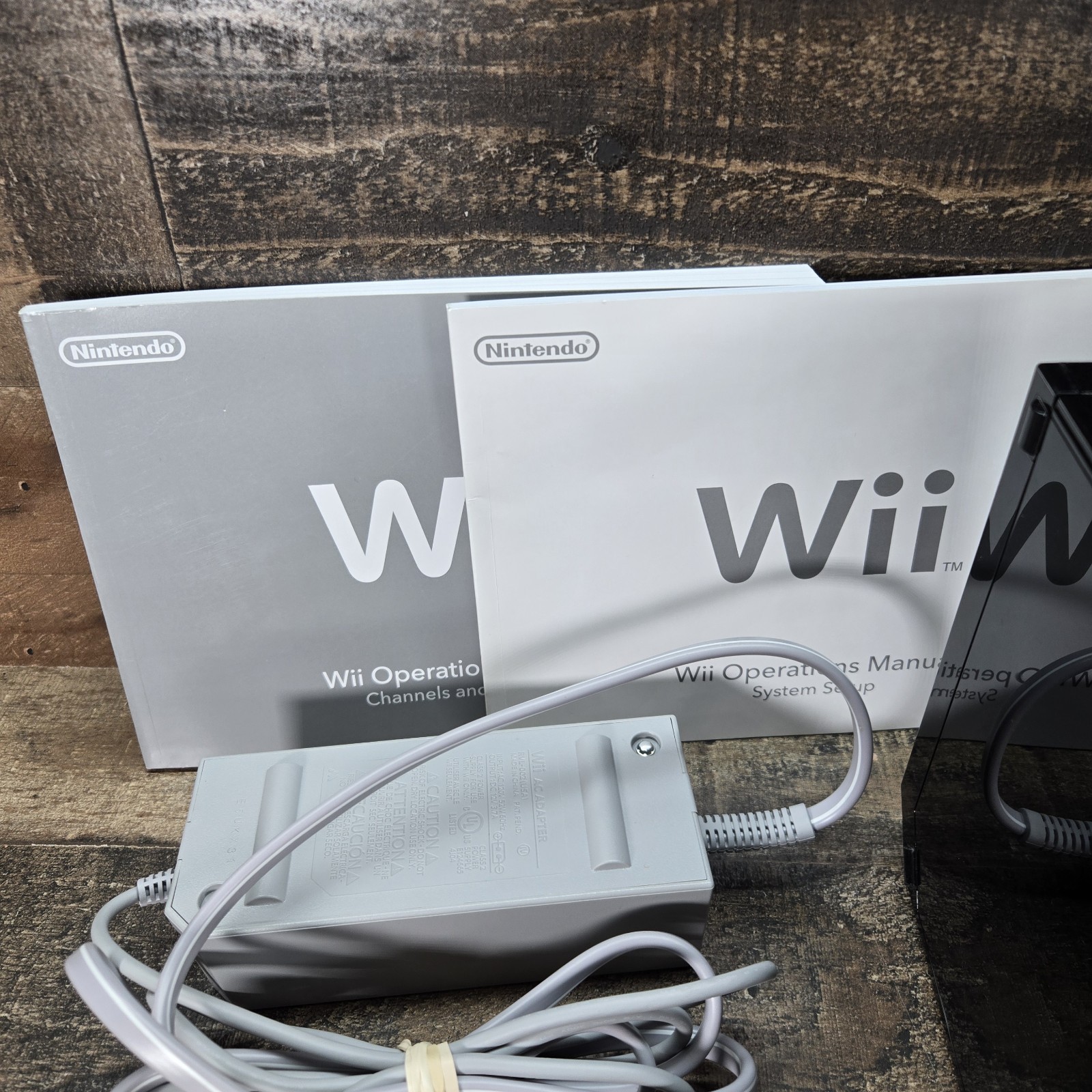 Nintendo Wii RVL-101 Black Bundle Controller, Cables, Fishing, Star Wars, Strike