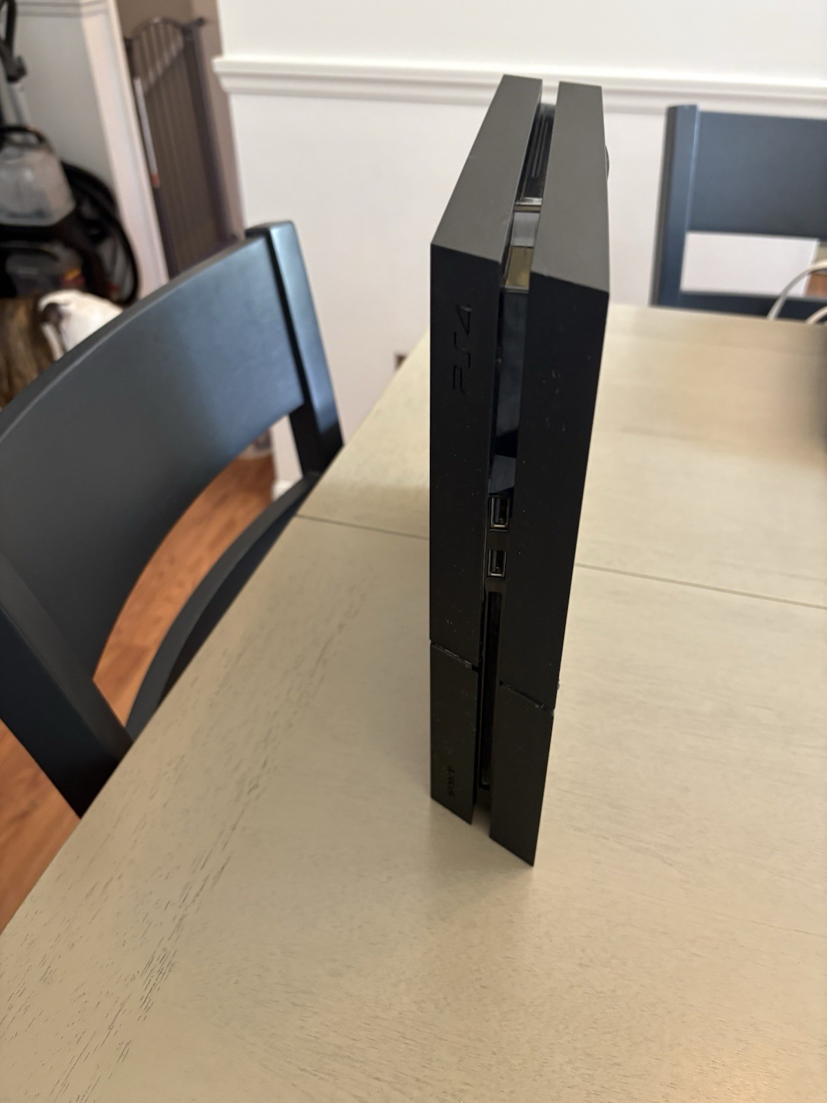 Sony PlayStation 4 500GB Gaming Console – Black (CUH-1001A)