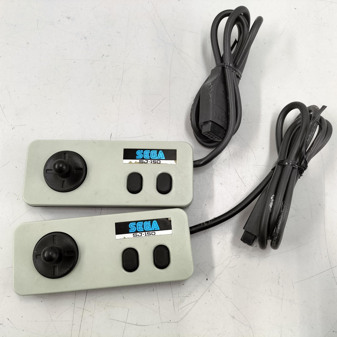 Retro Game Console Model SG 1000 II SEGA