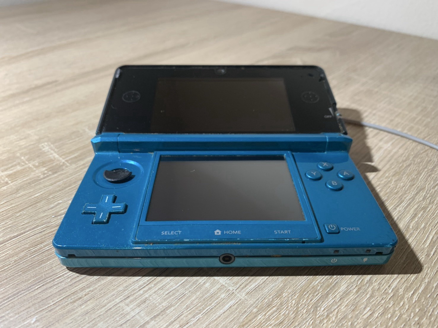 1292 Nintendo 3DS Aqua Blue For Parts