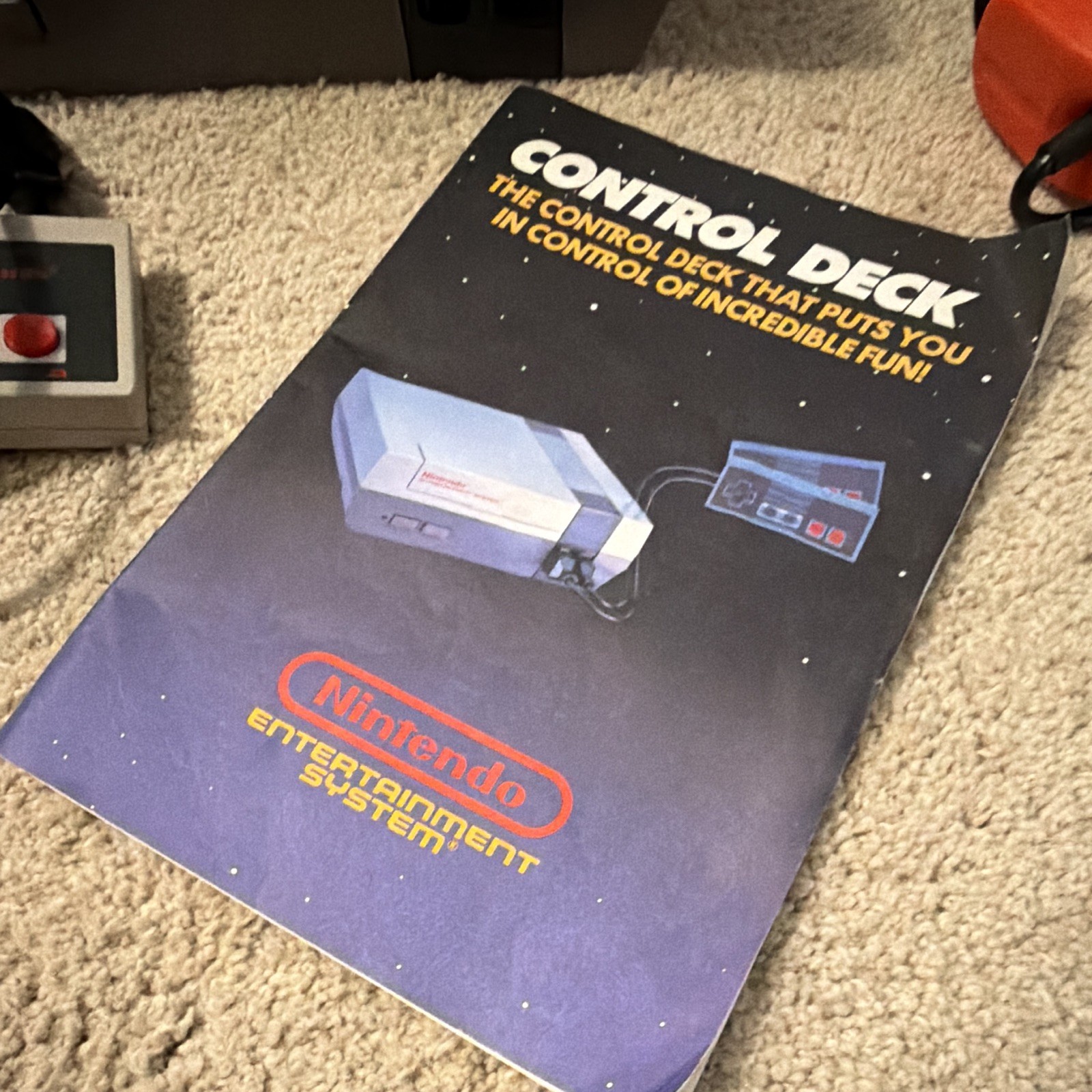 Tested Nintendo NES Console Bundle Controller, Zapper, Power/AV Cables, Manual