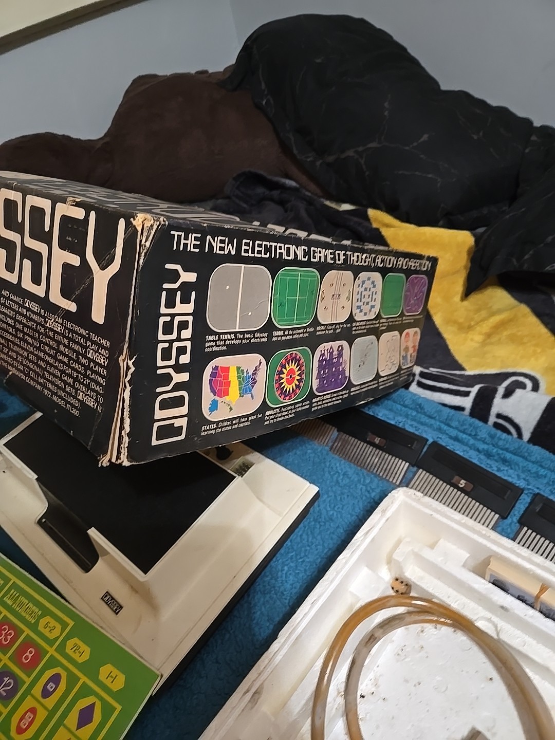 1972 Magnavox Odyssey with Games, Cards, And Controller Vintage Console Complete