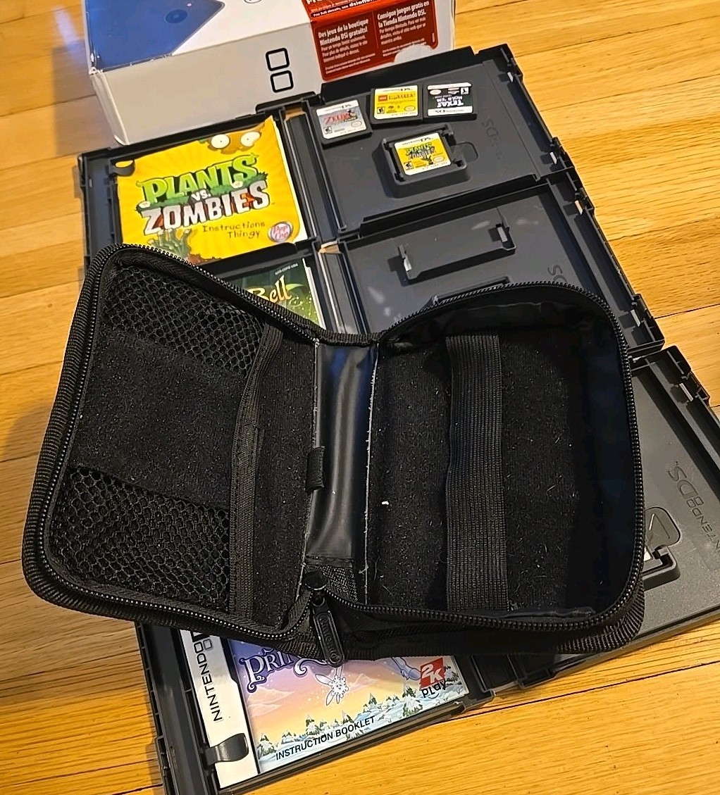 Nintendo DSi Black Handheld System Zelda Lego Plants Vs Zombies Games Cib Clean
