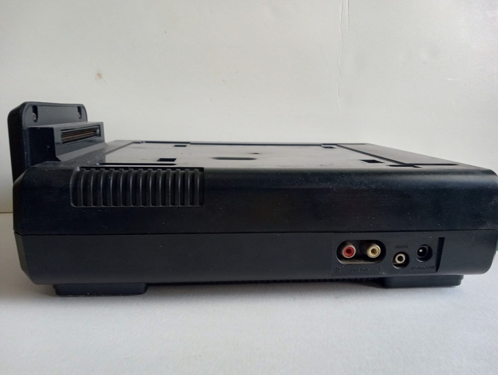 Sega CD Genesis 1690 Model 1 (doesn’t work)w Metal shielding & power cord