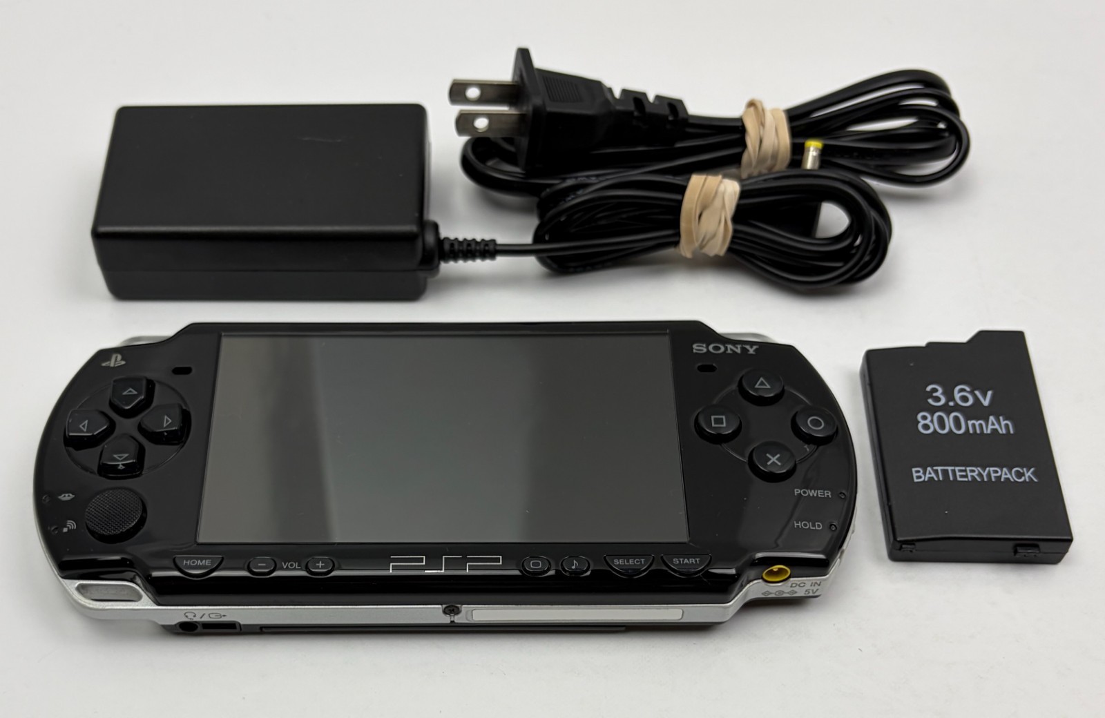 Sony PSP 2000 Piano Black Handheld Console w/ NEW Battery & Charger