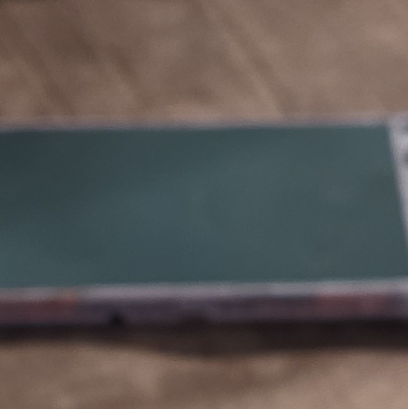 Ayn Odin Pro, faulty fan and charging port, title notes problem.