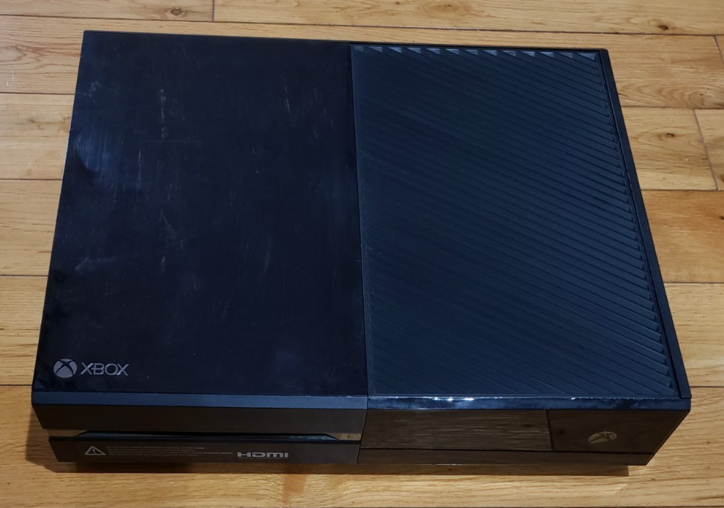 Microsoft Xbox One 500GB Console, BAD Disc Tray All Digital Works READ PR