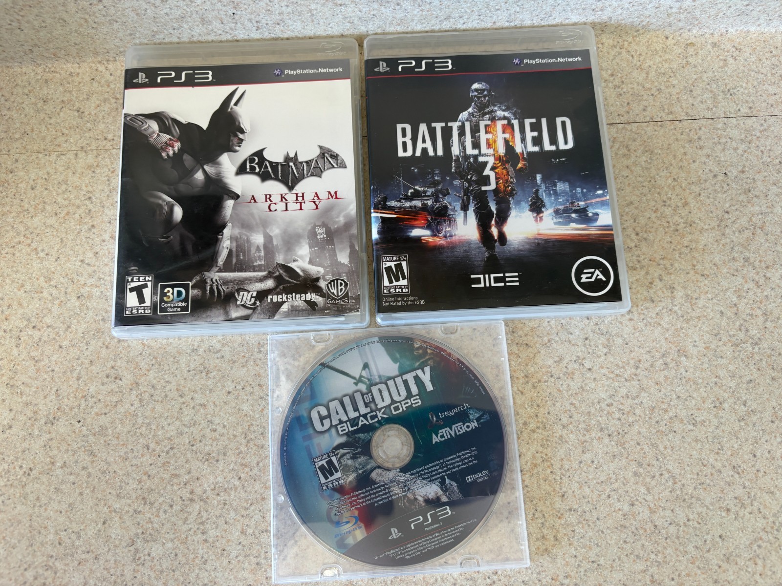 Sony PlayStation 3 PS3 Slim 160GB CECH-2501A Bundle, Controller, 3 Games