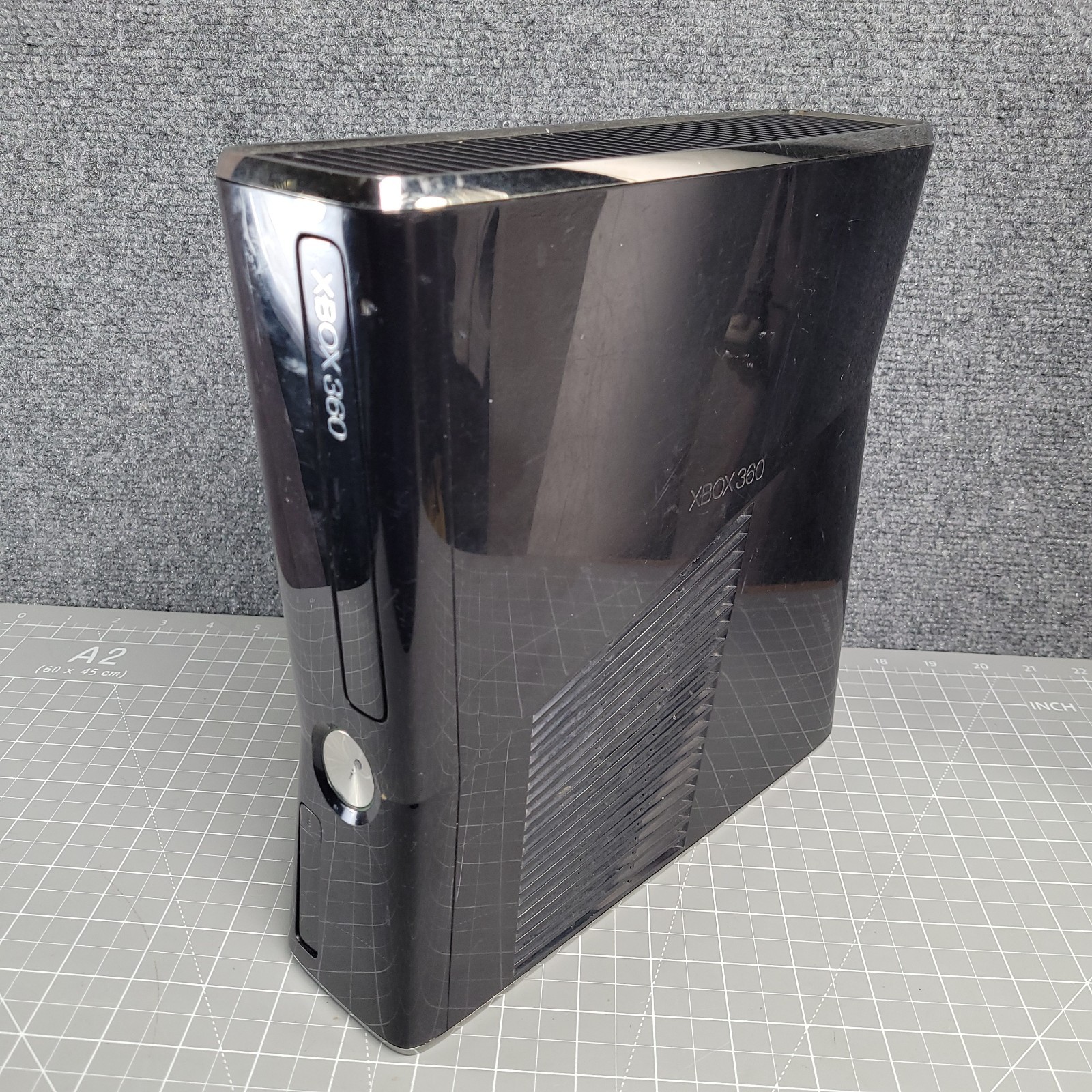 Microsoft Xbox 360 S Console Only #1439 No Hard Drive or Controllers