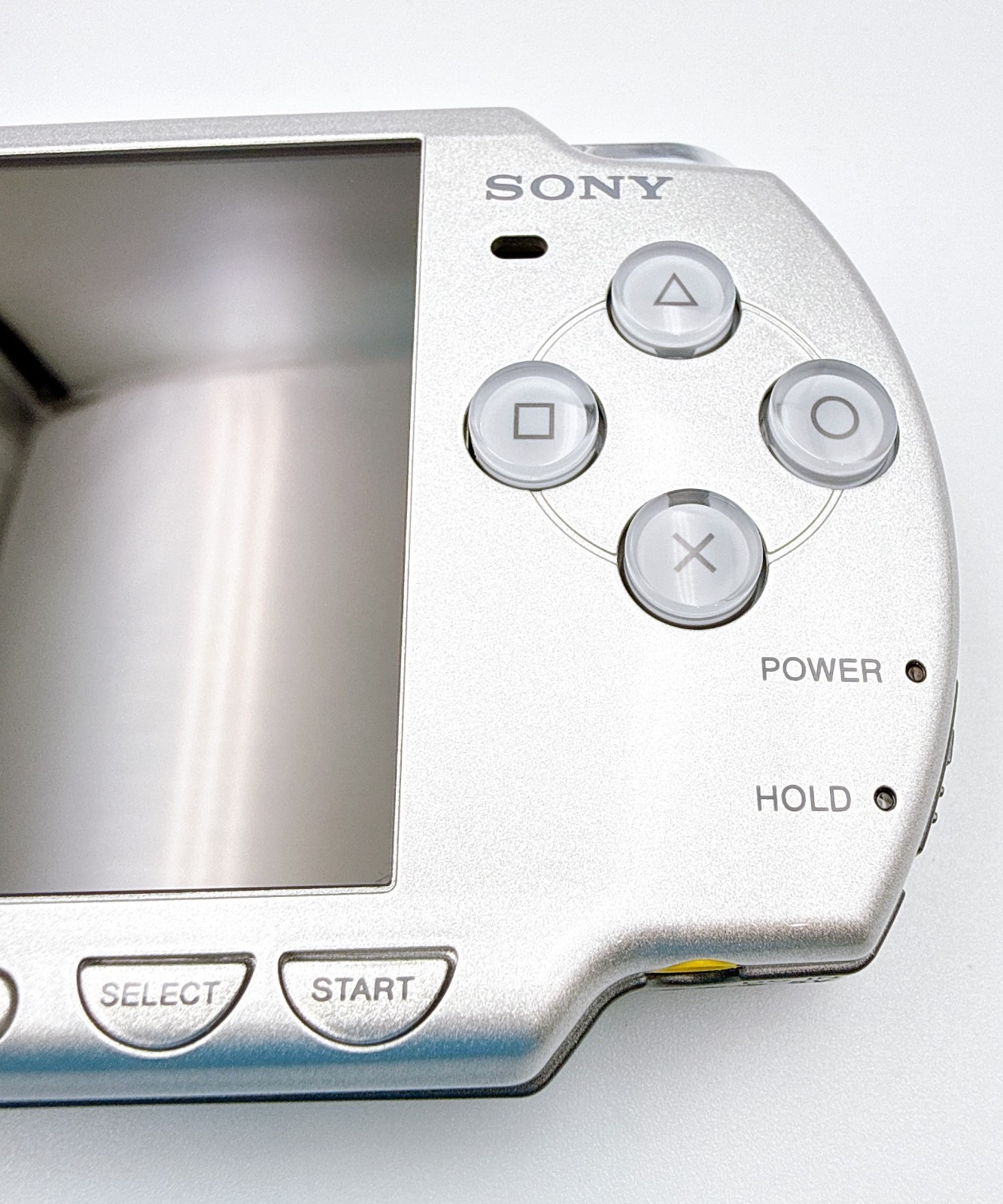 Sony PSP-2000 PSP 2000 Console Silver Region free w/adapter, battery – Very Good
