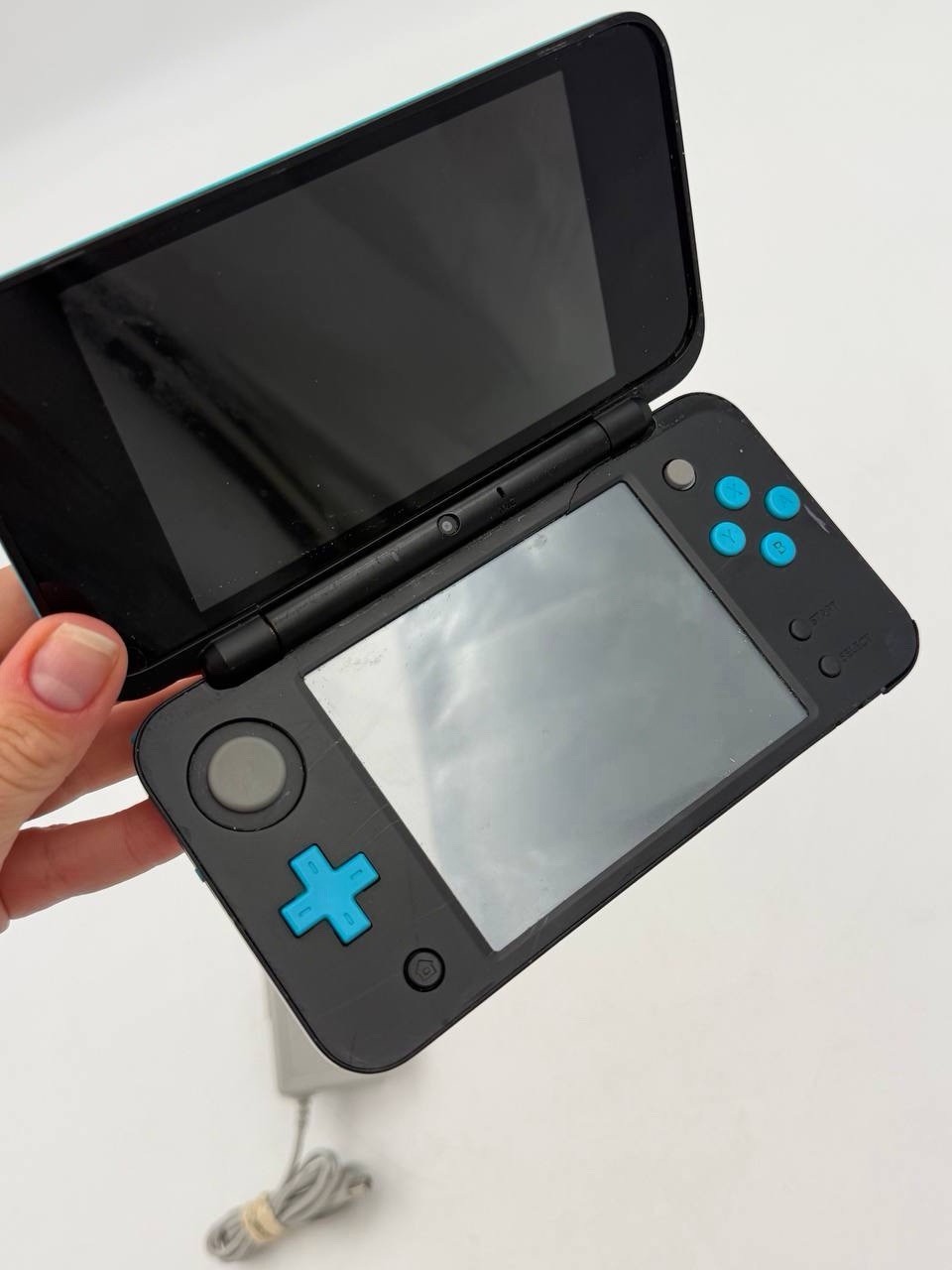 Nintendo New 2DS XL Console Blue Power Light