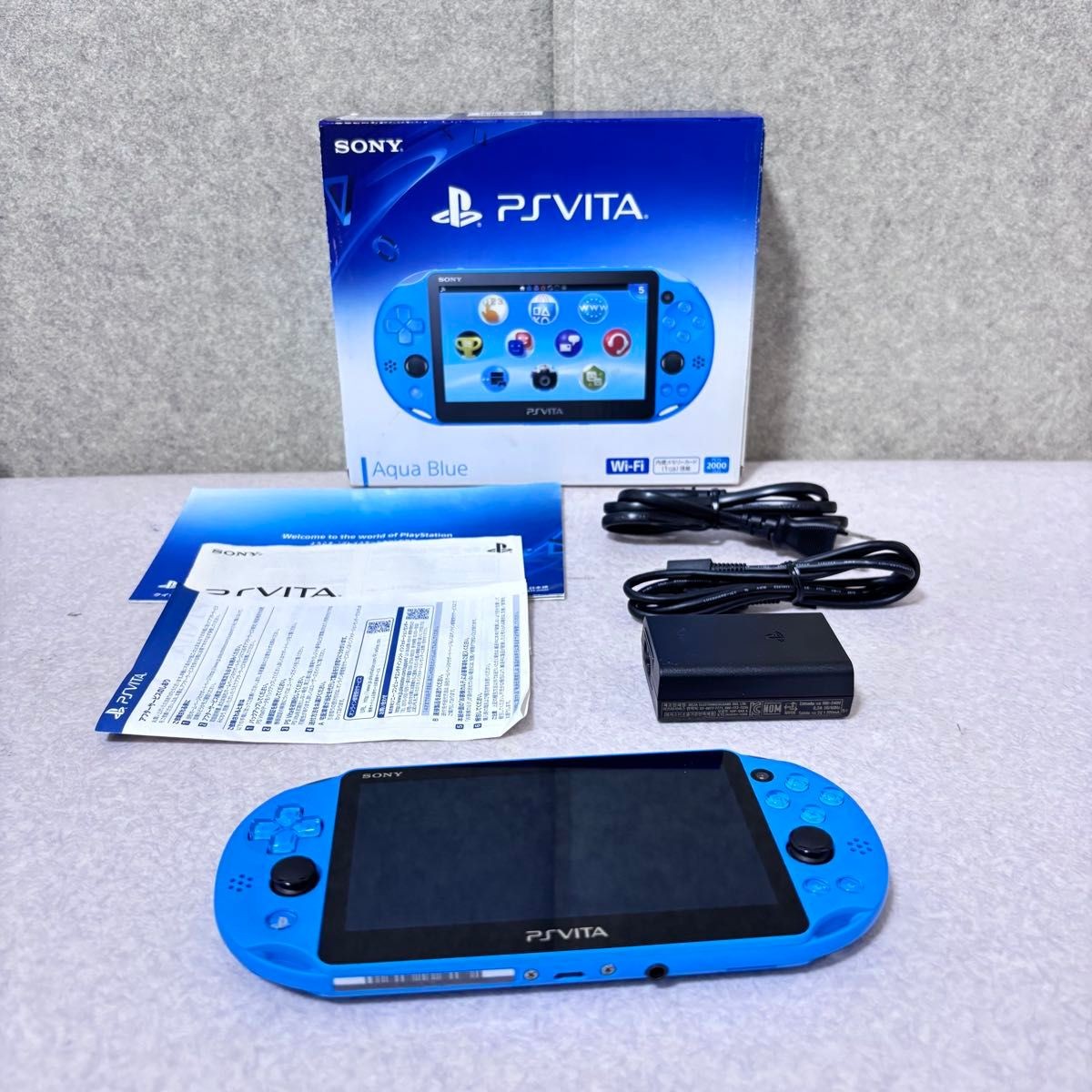 Sony Playstation PS Vita PCH-2000 ZA23 Console System Aqua Blue with Box Tested