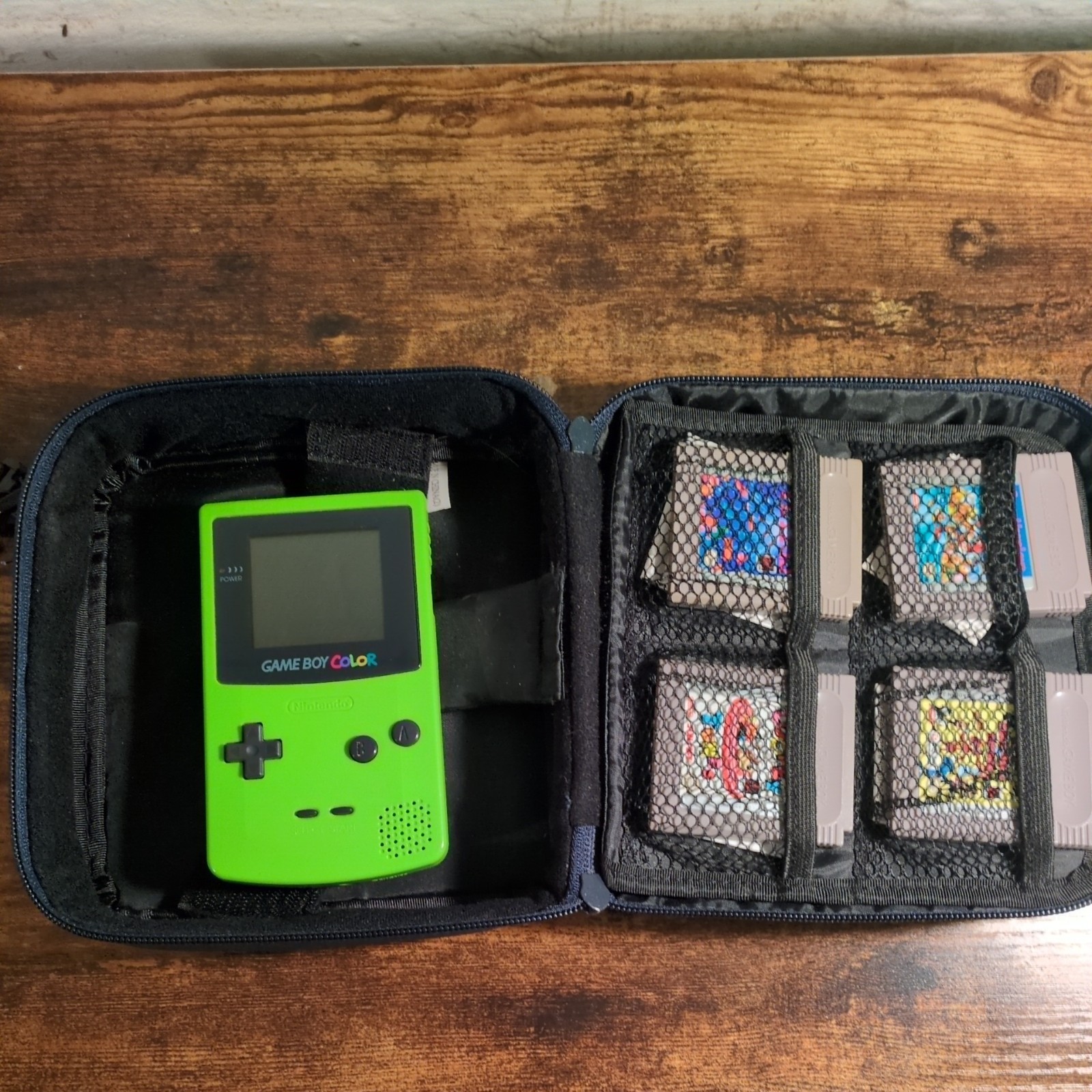 Nintendo Game Boy Color – Lime Green – Working +Carrying Case! (no games)