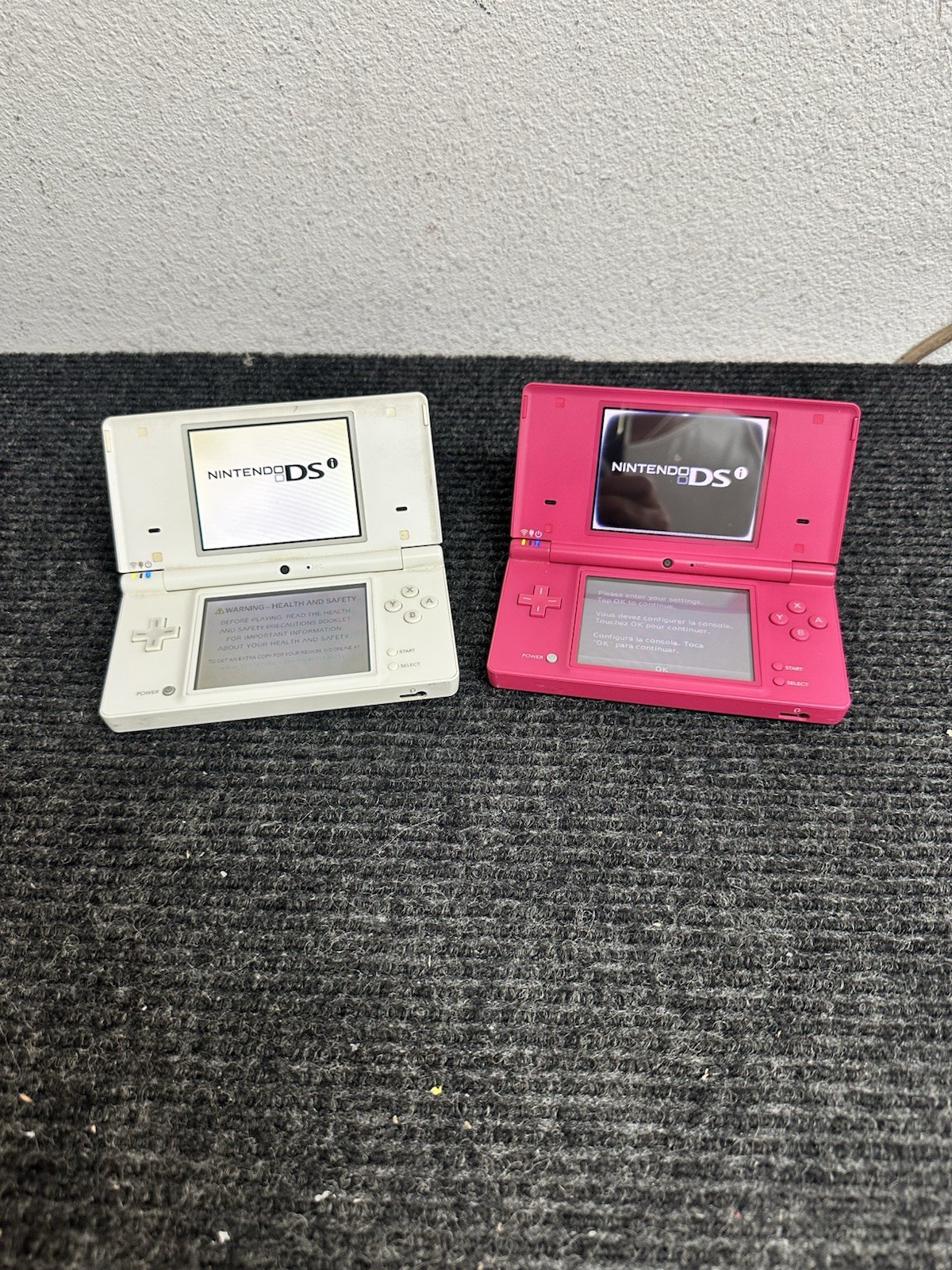 Nintendo DSi Pink And White Console Japan Model Defects