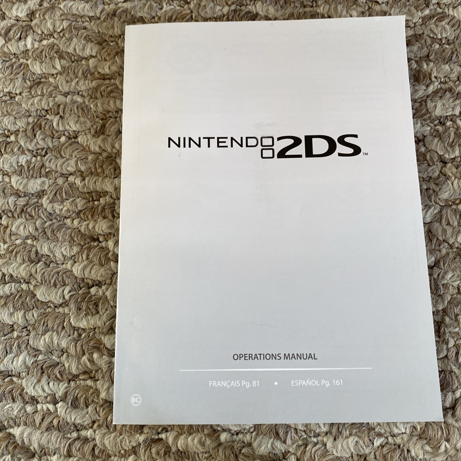 Nintendo 2DS Handheld Game Console FTR-001 Blue Black In Box Tested Charger