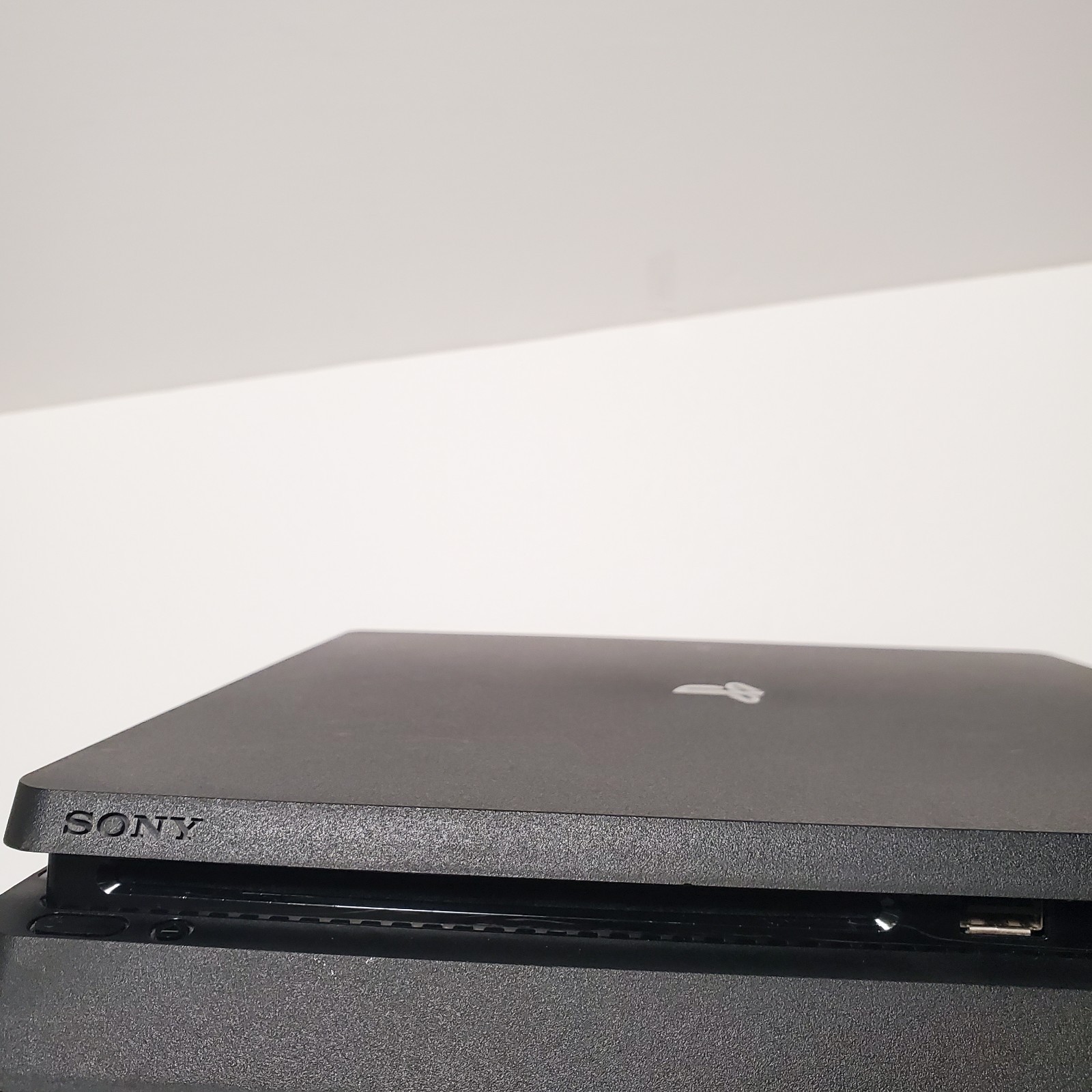 Sony PlayStation PS4 Slim 500GB Console with Controller Tested Working