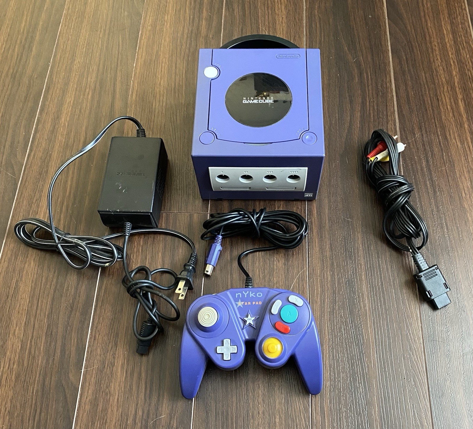 Nintendo- GameCube-Console System – Indigo-purple-tested -working – Complete Set