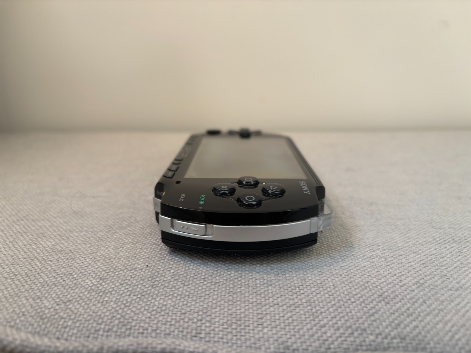 PSP 1000 *Great condition w/ ARK firmware and extras*