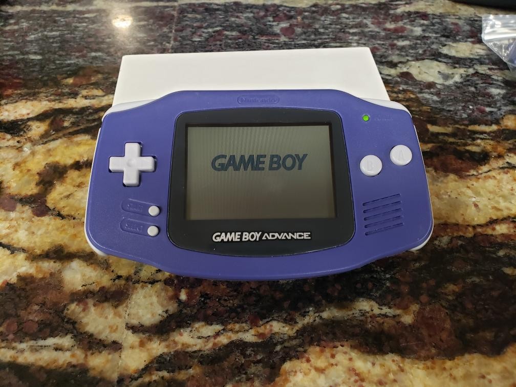 NINTENDO GAME BOY ADVANCE PURPLE HANDHELD CONSOLE AGB-001 BATTERY POWERED & GAME