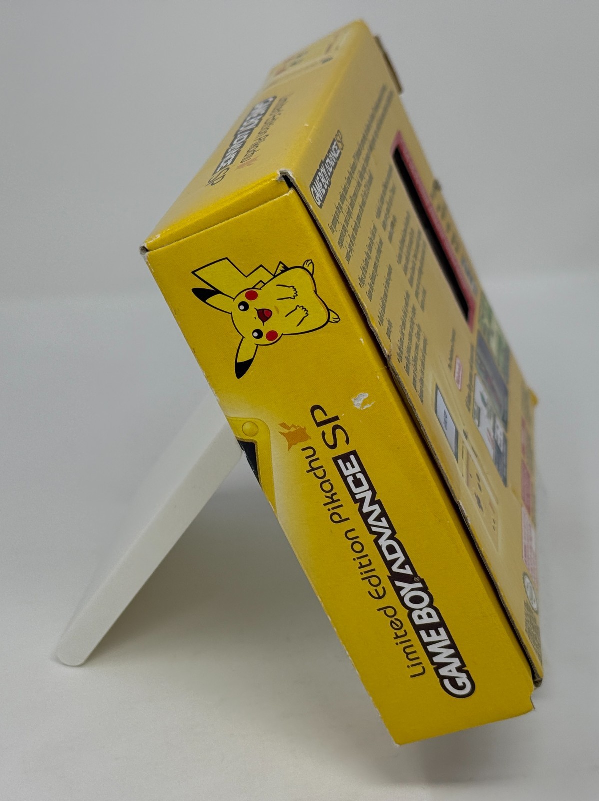 Nintendo Gameboy Advance SP Toys “R” Us Exclusive Limited Edition Pikachu IN BOX