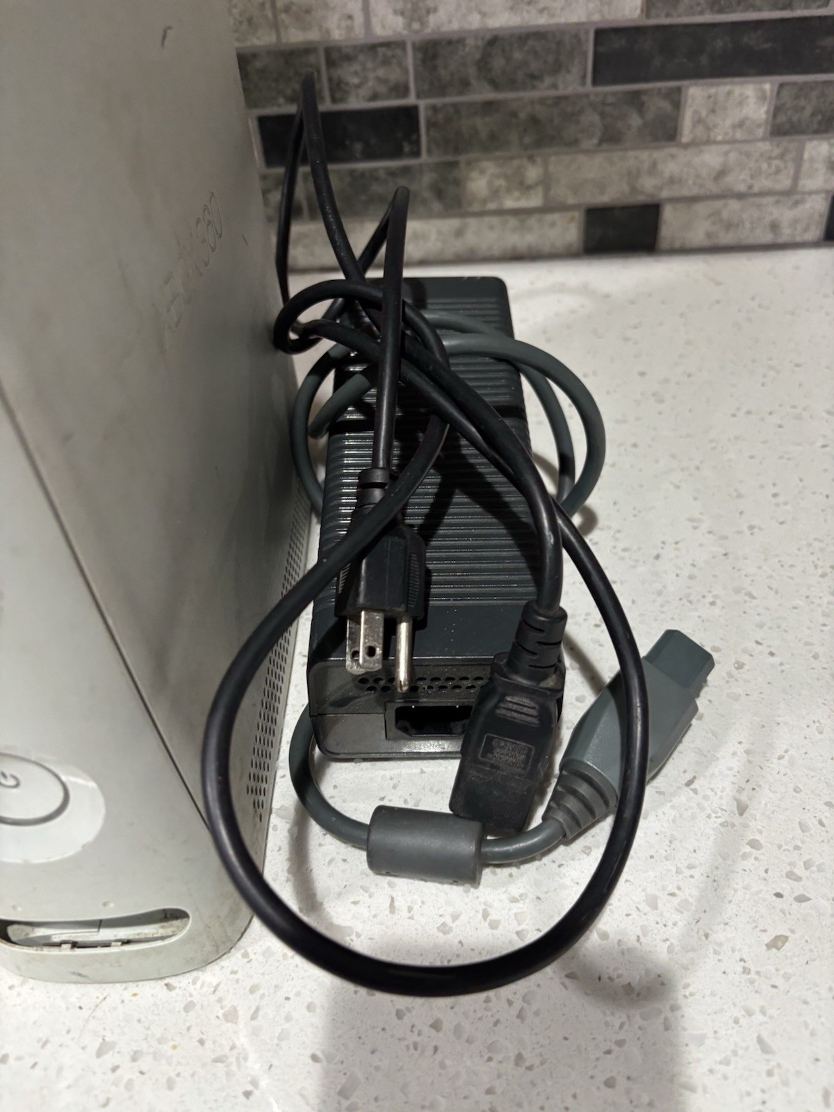 Xbox 360 Pro? White Lot With 13 Games Tested Working *READ*
