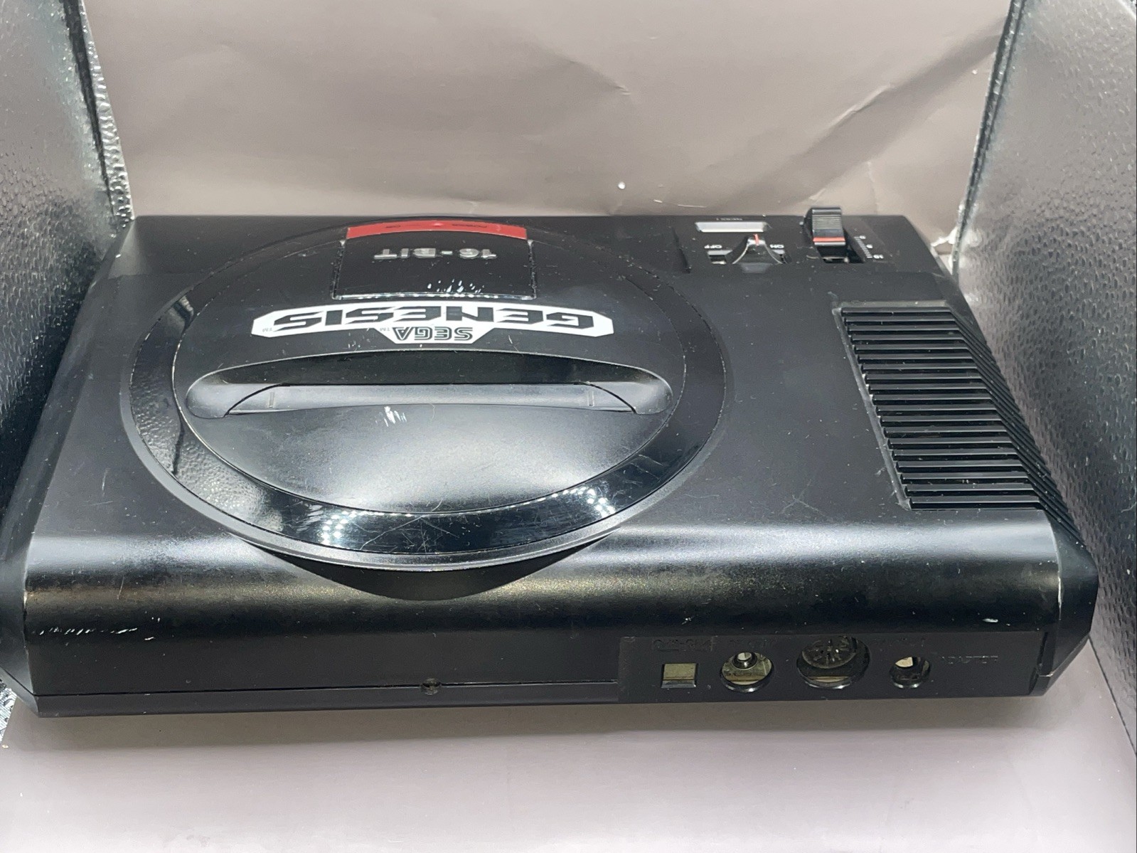Sega Genesis Model 1 1601 Console Only Tested Headphones Jack 16 Bit