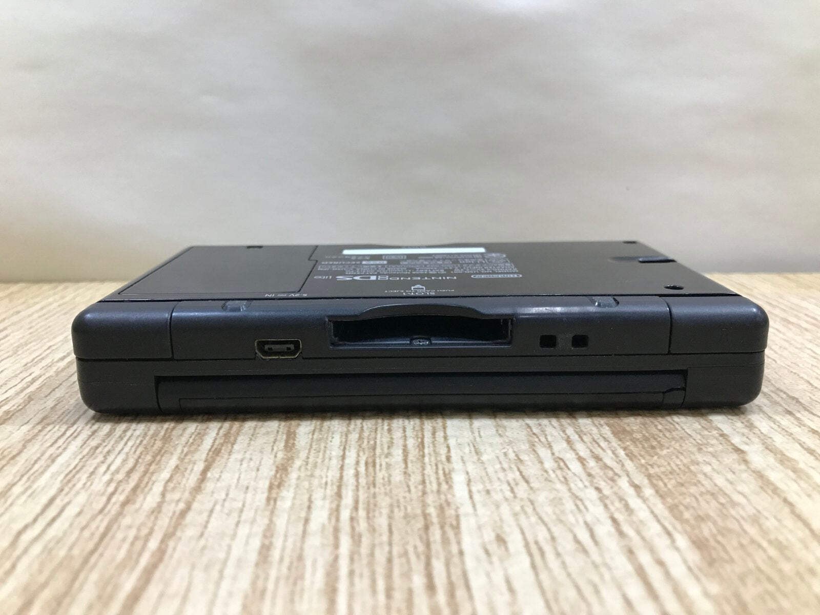 Nintendo DS Lite Jet Black Console Nintendo Japan – With Defects LG9124