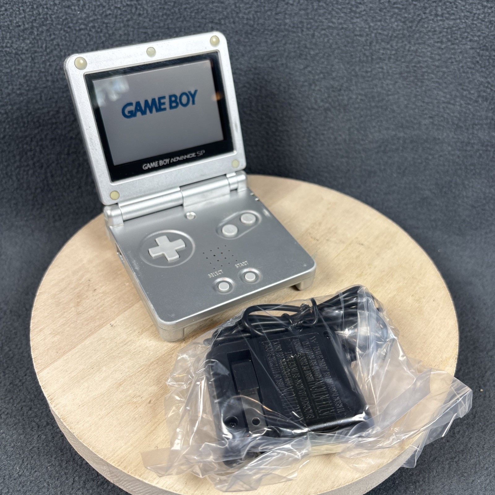 Game Boy Advance SP AGS-001 Silver Console w/ NEW Charger & Battery – Tested