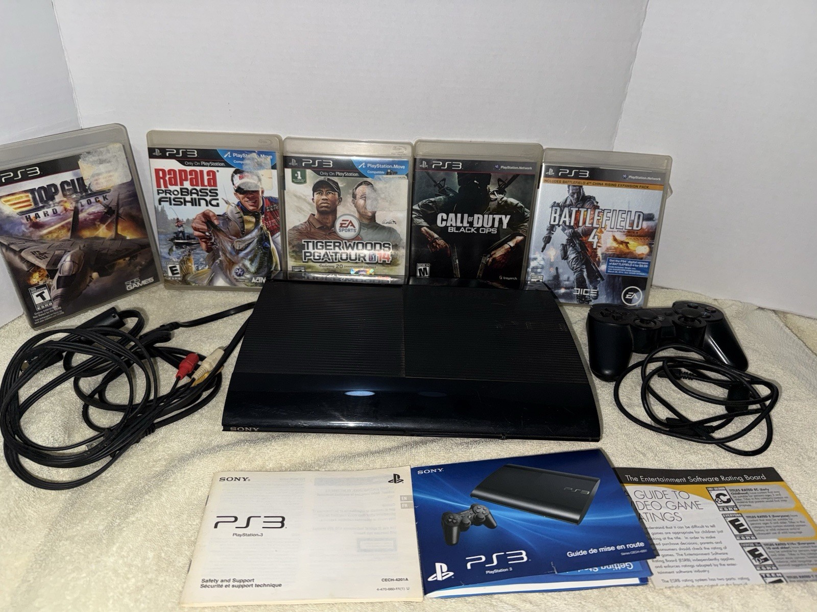 Sony PlayStation 3 Super Slim CECH-4201A Black 5 Games 1 Controller Tested