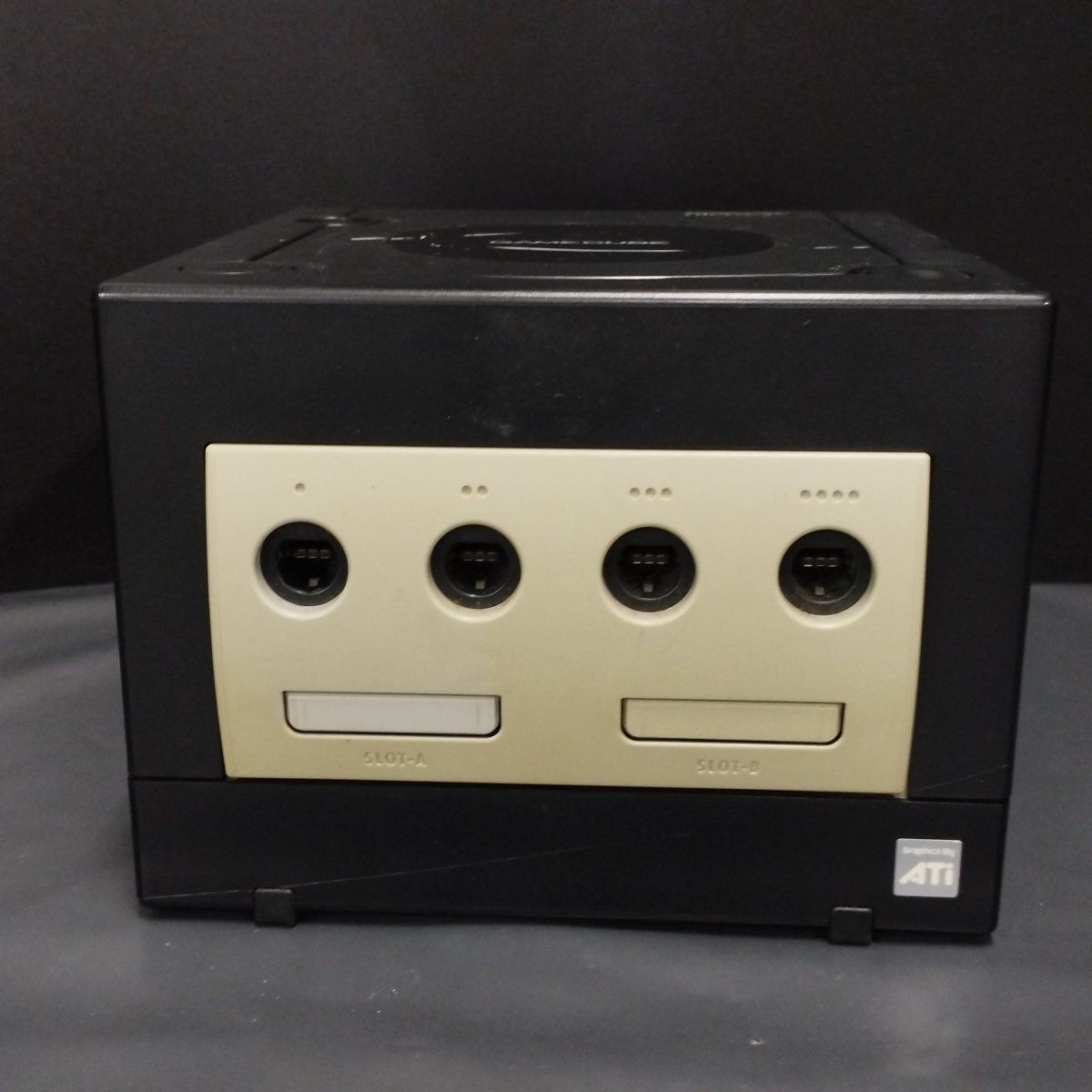 Nintendo GameCube Console Black DOL-001 NTSC-U with 2 Controllers s1697M