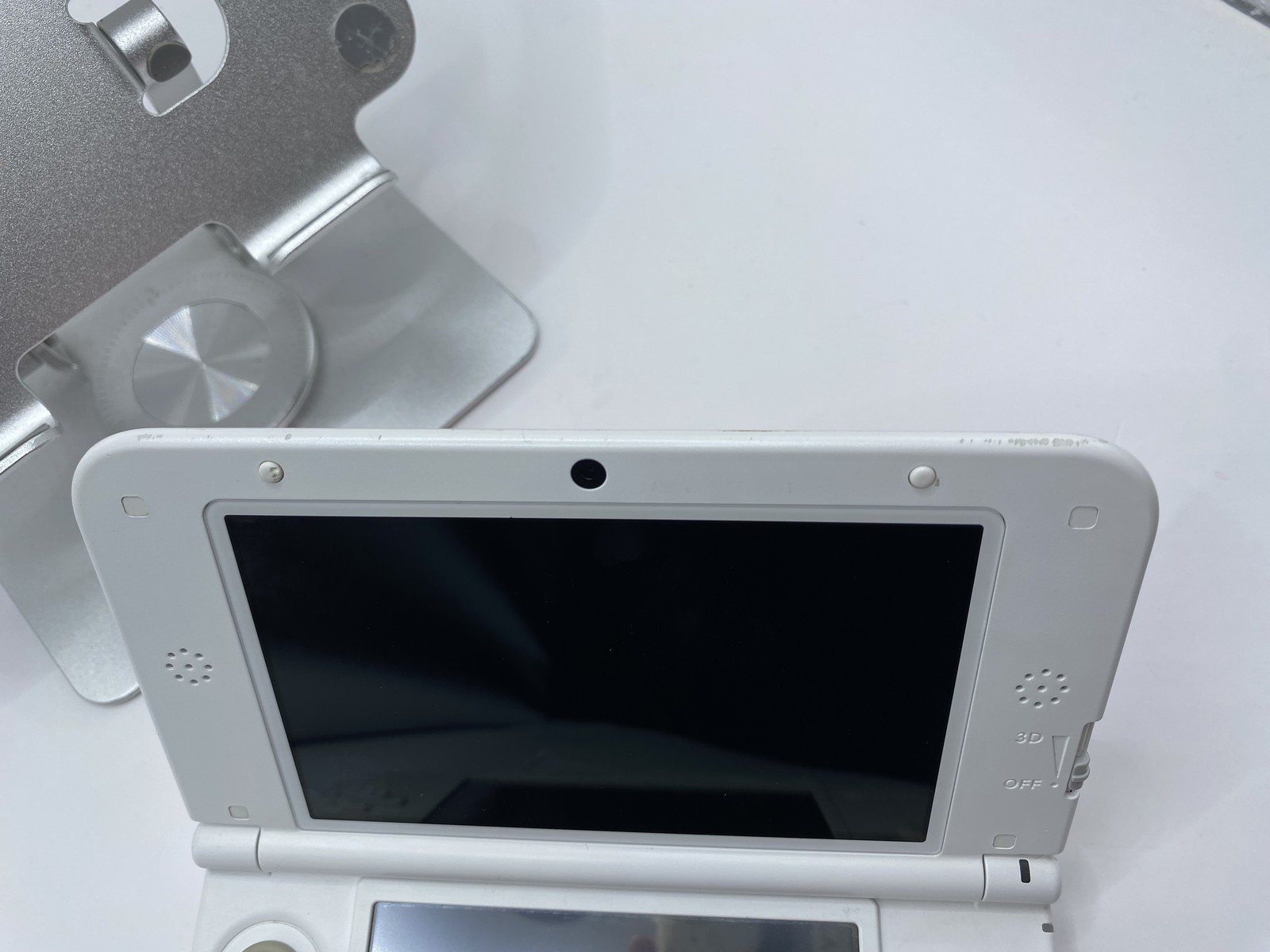 Scratched Nintendo 3DS XL LL Pink White SPR-001 Console
