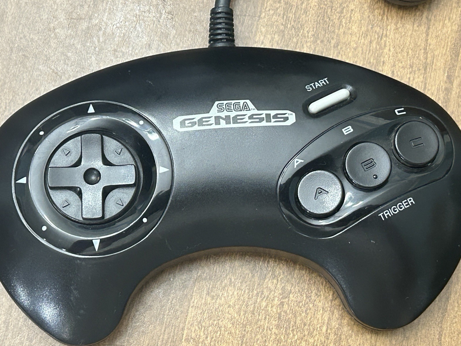 Sega Genesis Model 1 MK-1601 with 2 controllers and 2 Games. TESTED!