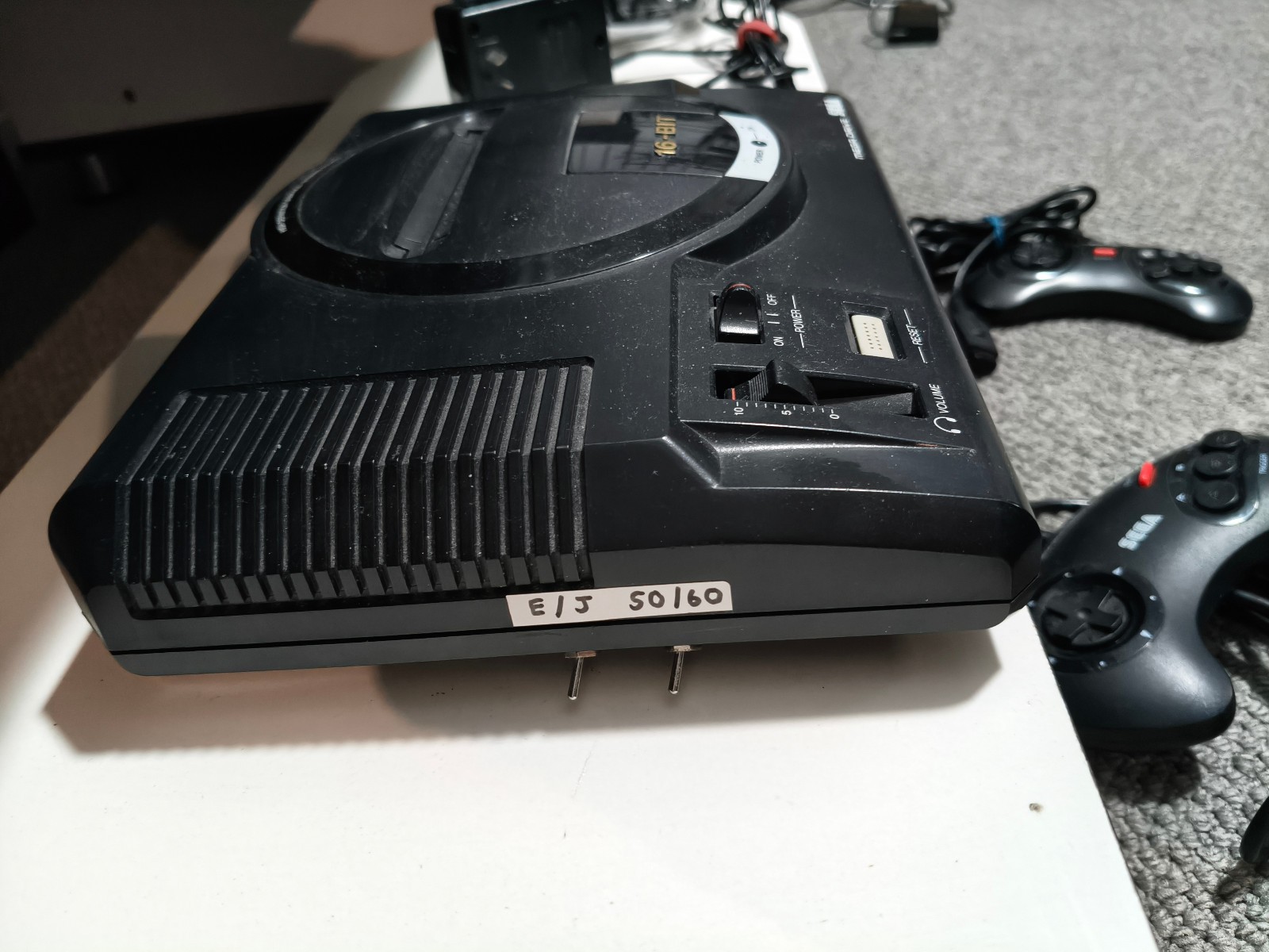 Mega Drive Genesis 50/60Hz RGB Component Composite ready