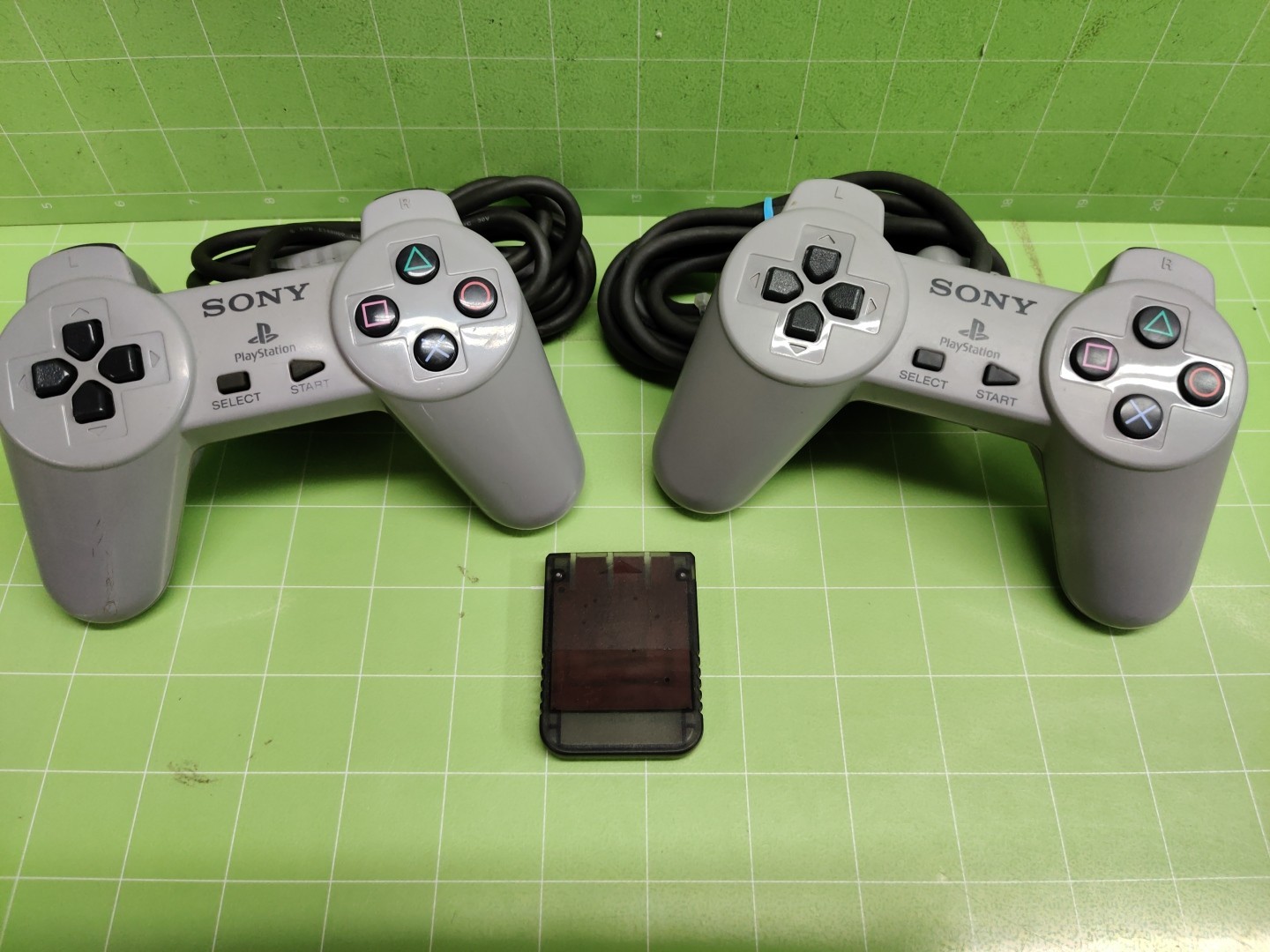 Sony PlayStation Console SCPH-7501 Bundle W/22 Games & Manuals -TESTED- WORKING-