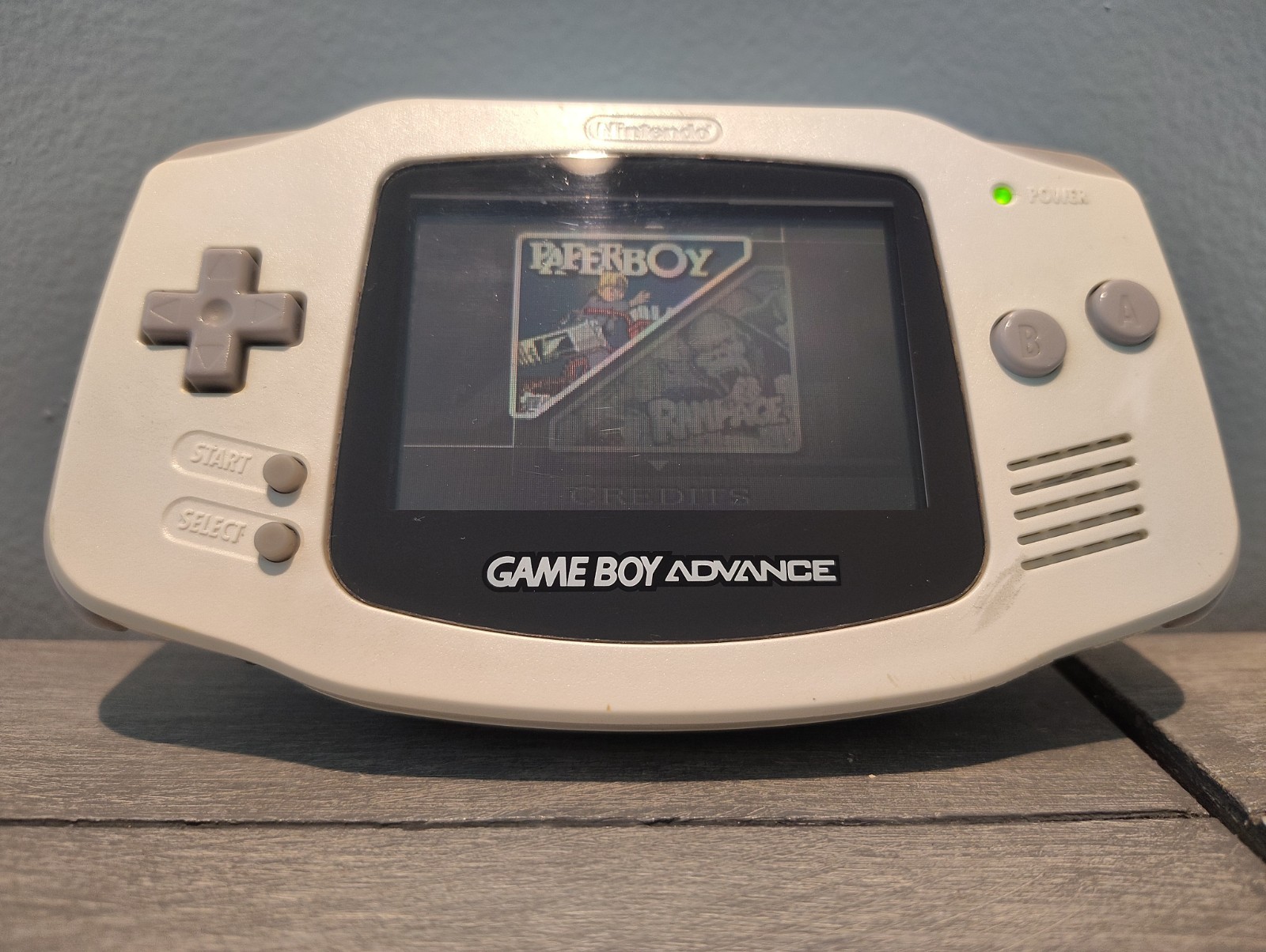 GAME BOY ADVANCE WHITE CONSOLE COMPLETE CIB Authentic Tested/Region Free