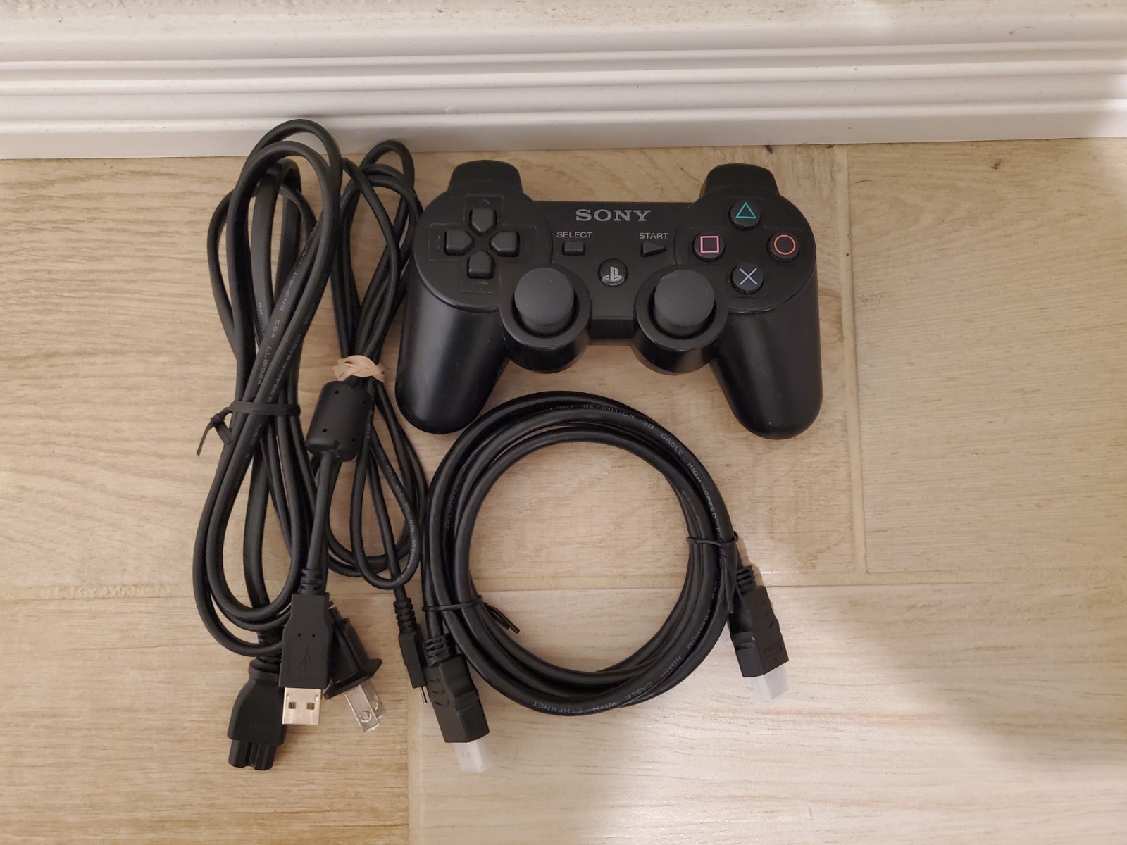 Sony Playstation 3 PS3 Slim Console System Games Grand Theft Auto Call of Duty