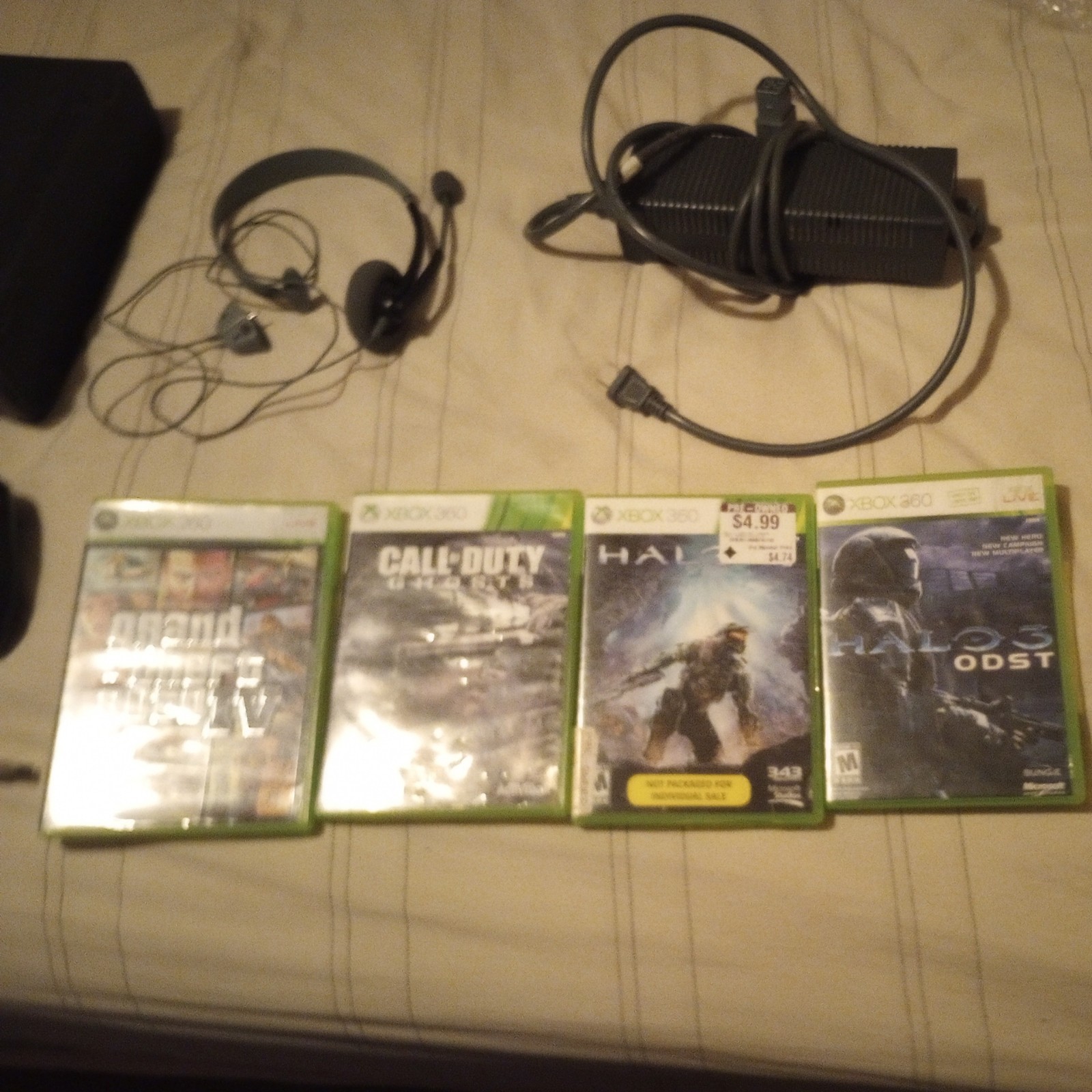 Xbox 360 Black 120gb Console Bundle w/ 3 Wired Controllers + 4 Games lot
