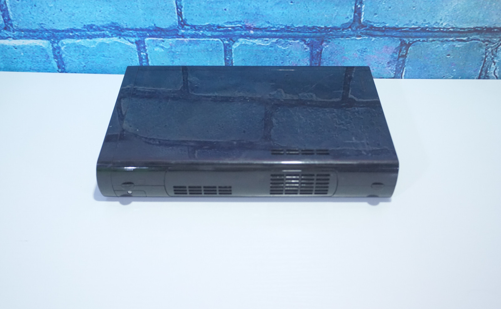 Nintendo Wii U 32GB Black Deluxe Console WUP-101(02) with Gamepad and 10 Games