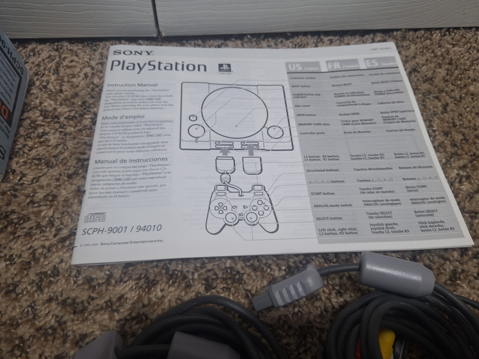 Sony PlayStation DualShock SCPH-9001 Console Complete CIB Original Box MINT!