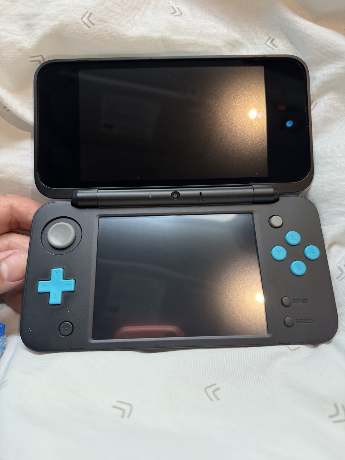 “New” Nintendo 2DS XL Black Turquoise TESTED With Stylus – CONSOLE ONLY- GREAT