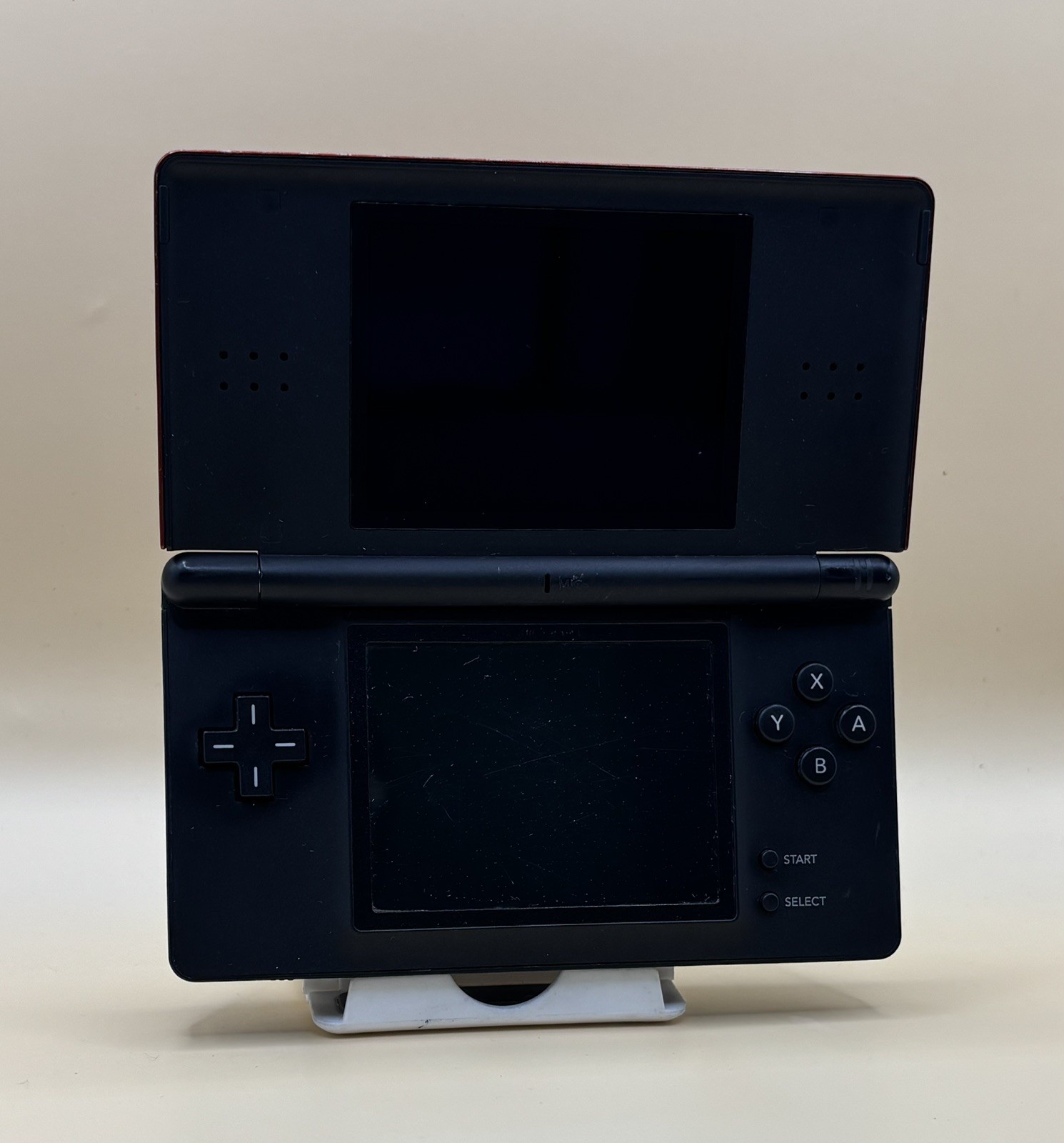 Nintendo DS Lite – Red/Black (D53) READ DESCRIPTION