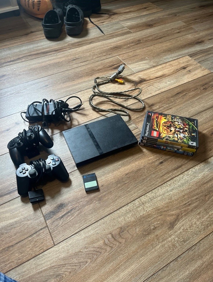 PlayStation 2 Slim Console Bundle