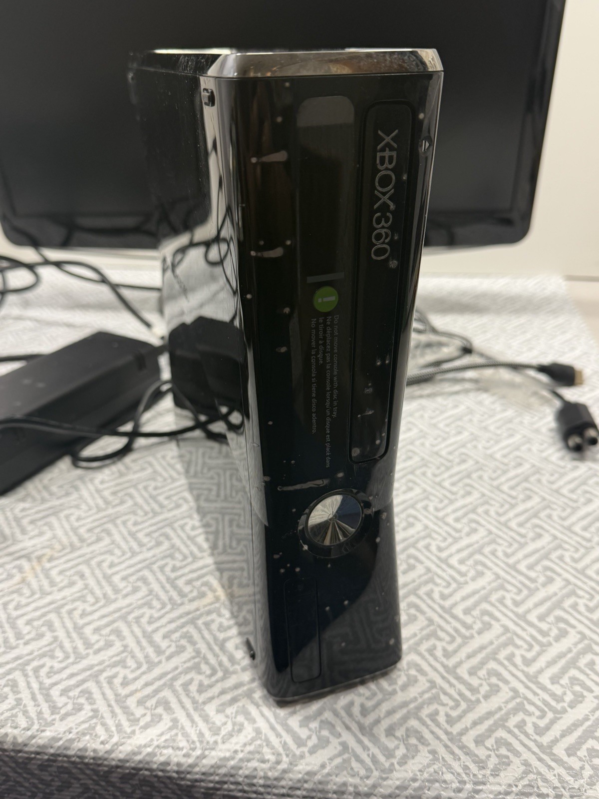 Microsoft Xbox 360 S Slim Console Model 1439 – 250GB Black – CIB W/ Xbox Kinect